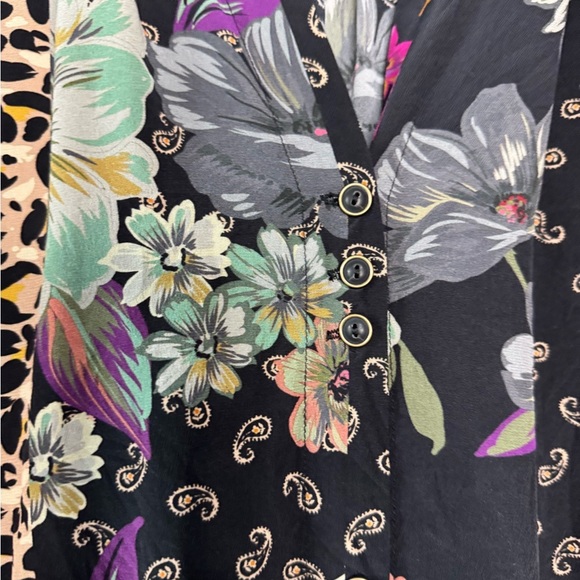 Johnny Was Jade 100% Silk Blouse - Size M - Like New - Picture 7 of 12